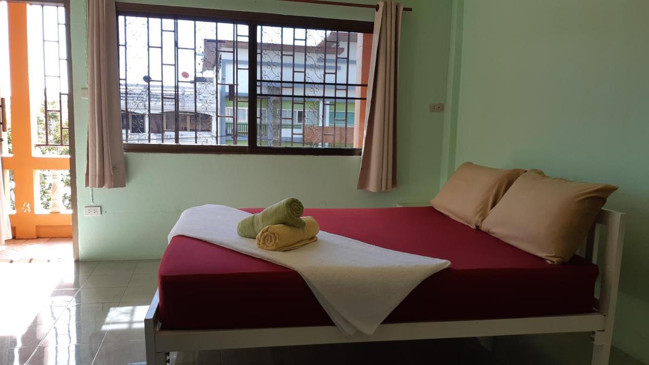 Cube Hostel Краби Экстерьер фото