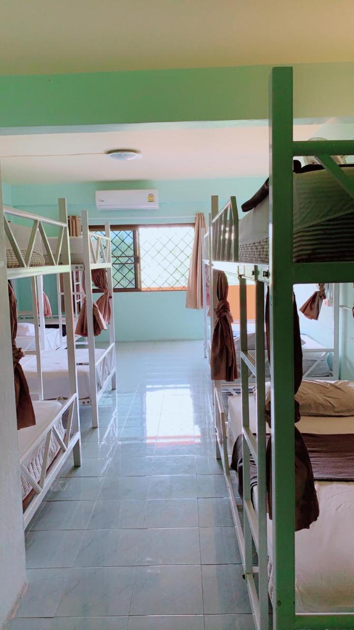 Cube Hostel Краби Экстерьер фото