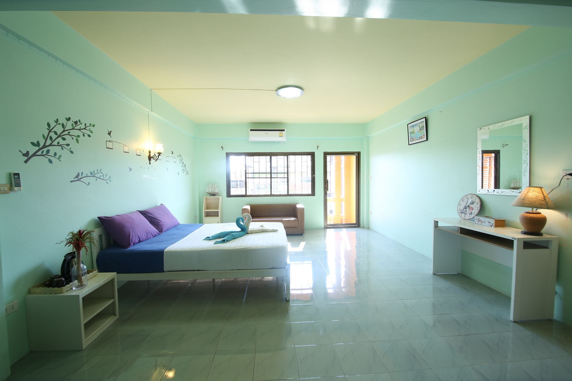 Cube Hostel Краби Экстерьер фото
