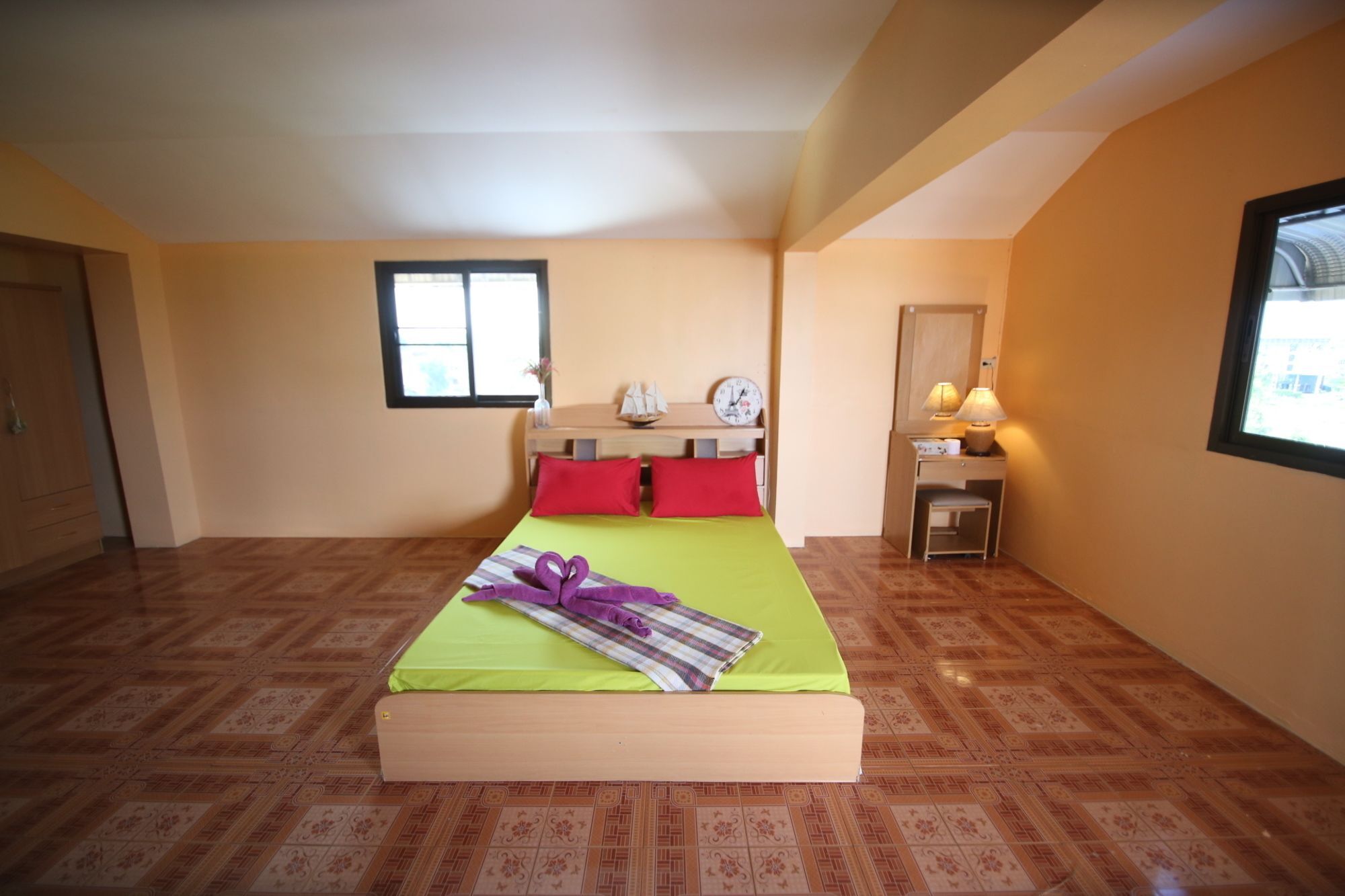 Cube Hostel Краби Экстерьер фото
